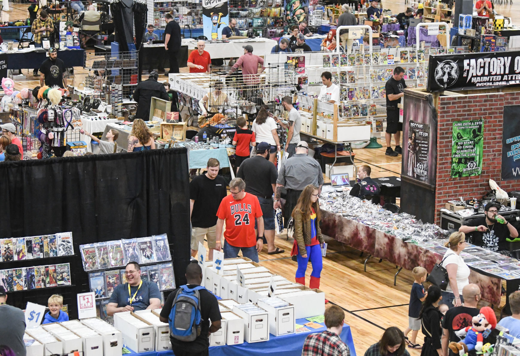 062319-Planet-Funk-Con-017aa.JPG
